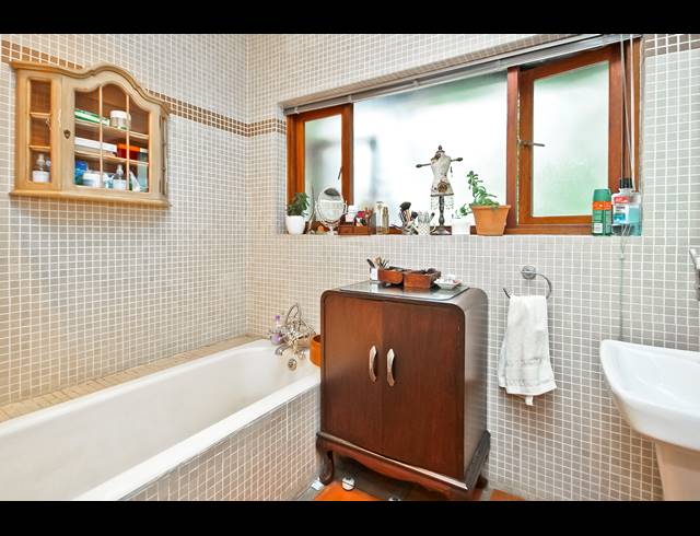 5 BEDROOM HOUSE FOR SALE IN RIVONIA